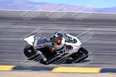 media/Mar-25-2024-Moto Forza (Mon) [[8d4319bd68]]/3-Intermediate Group/Session 3 (Bowl)/